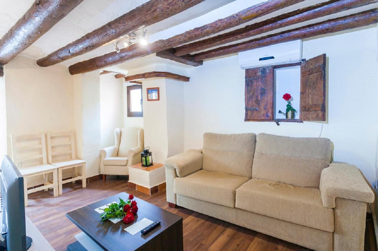 Apartamentos Casa Samper Santa Eulalia de Gallego ห้อง รูปภาพ