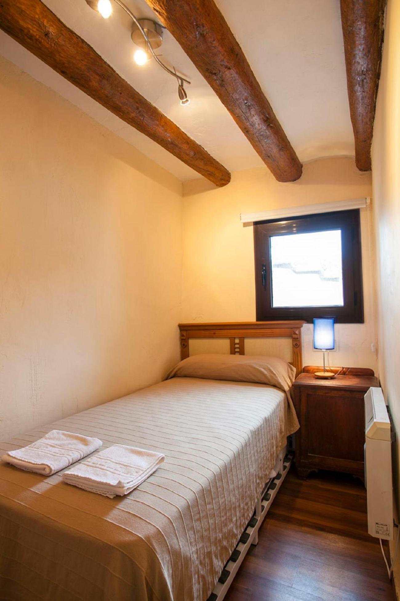 Apartamentos Casa Samper Santa Eulalia de Gallego ห้อง รูปภาพ