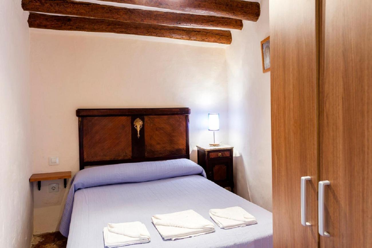 Apartamentos Casa Samper Santa Eulalia de Gallego ห้อง รูปภาพ